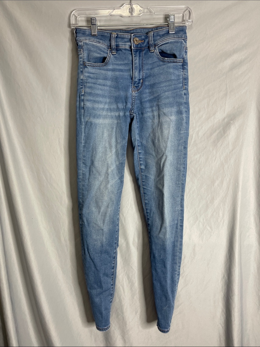 American Eagle Outfitters Light Blue Skinny Jeans